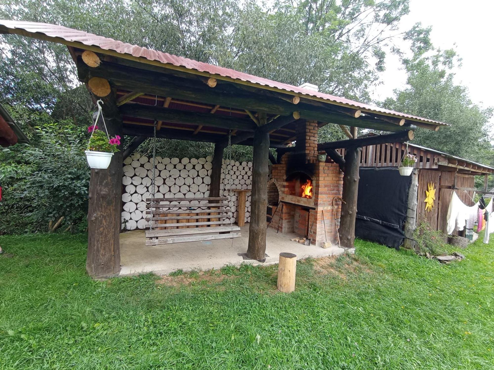 Sadyba Sunny House Pilipets Esterno foto