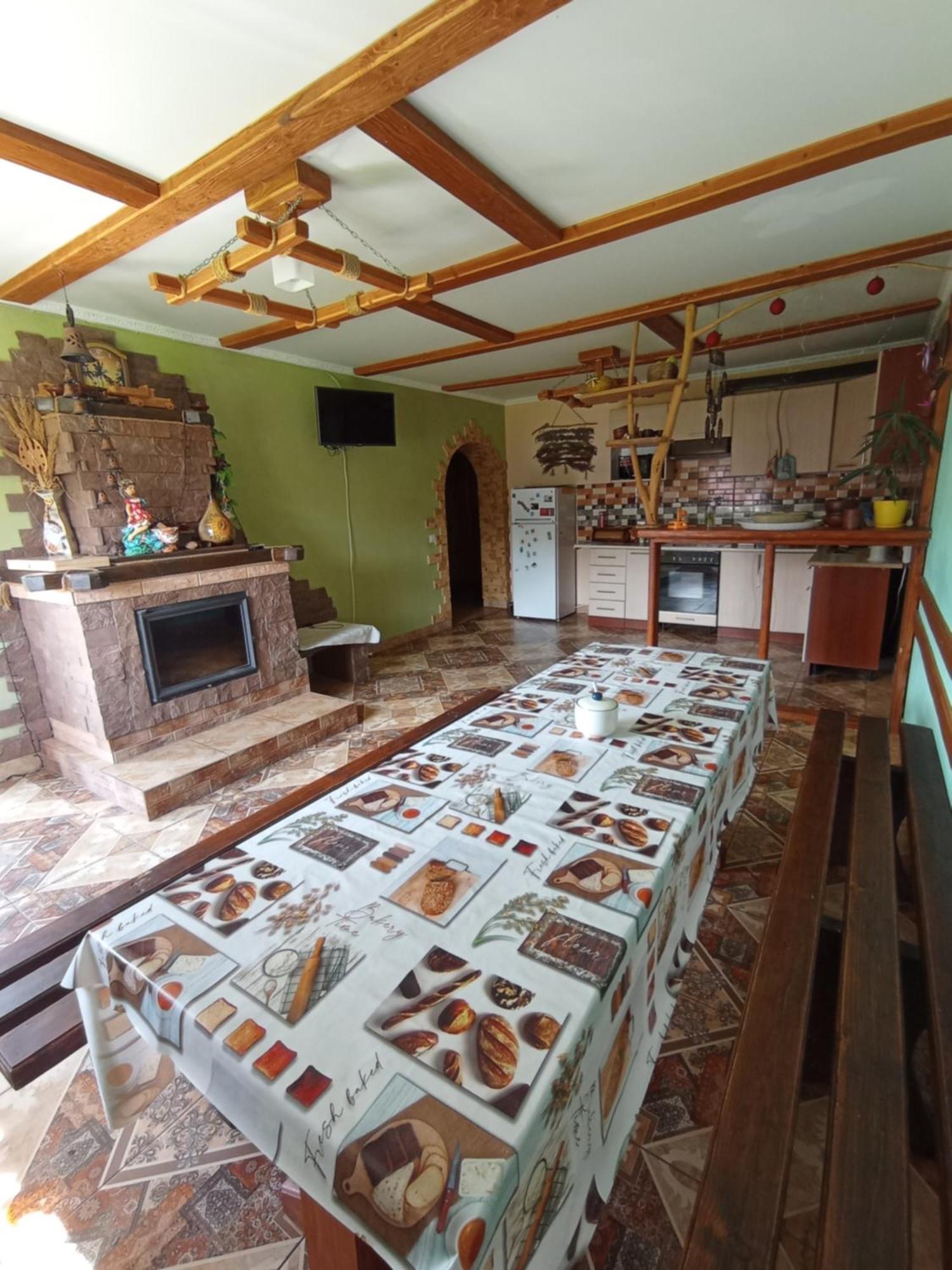 Sadyba Sunny House Pilipets Esterno foto