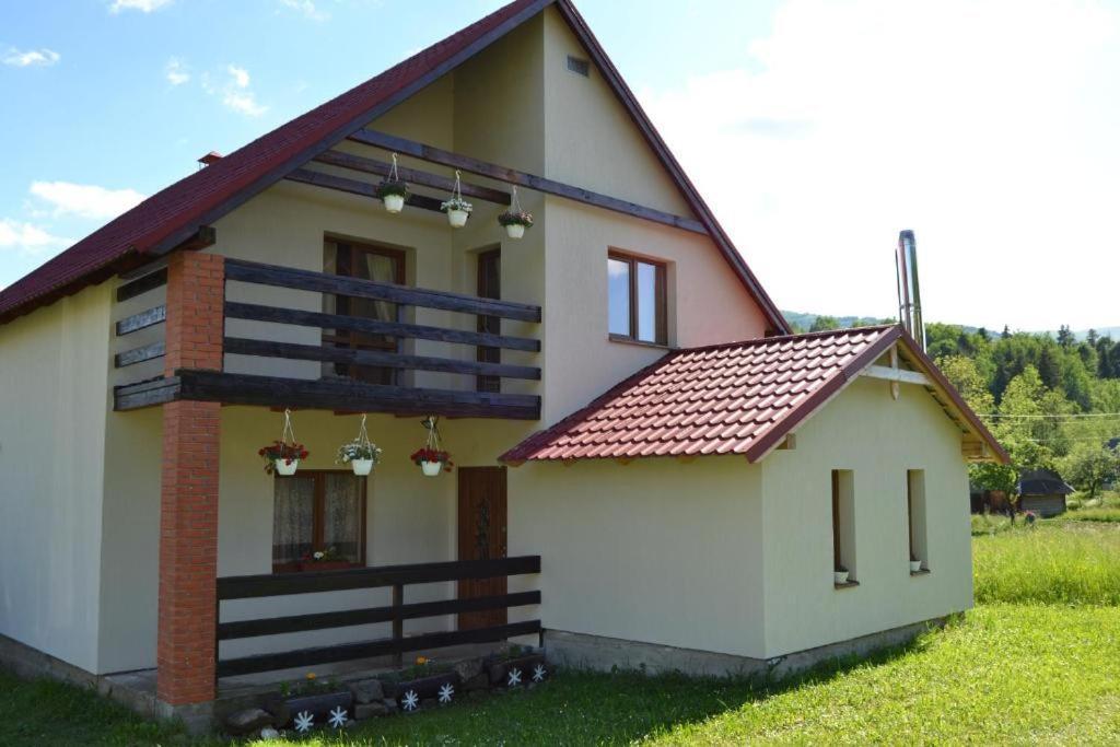 Sadyba Sunny House Pilipets Esterno foto
