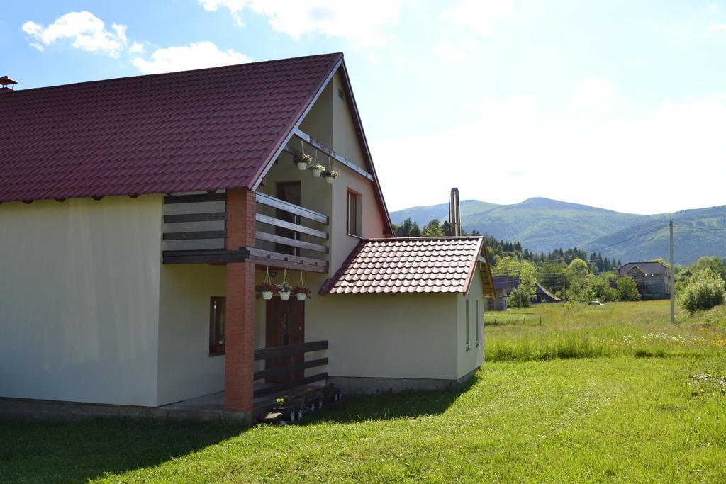 Sadyba Sunny House Pilipets Esterno foto