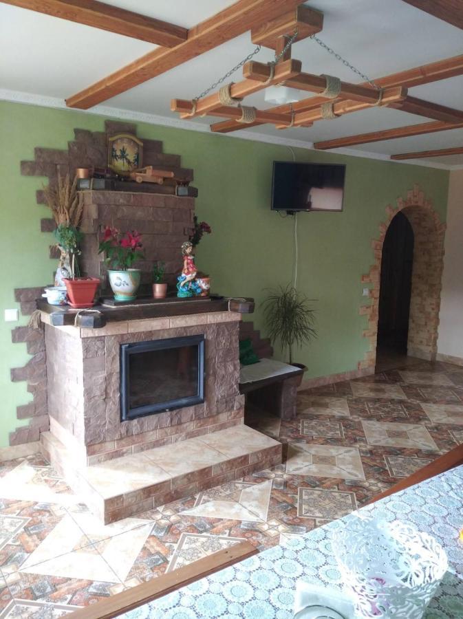 Sadyba Sunny House Pilipets Esterno foto
